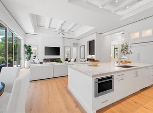 625 Parkview Ln, Naples, FL 34103