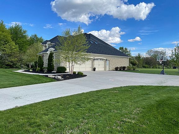 2nd image of 10595 Township Road 94