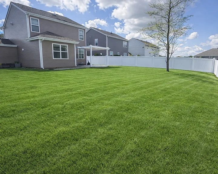 6816 Cobble Springs Ln — Photo 30