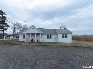 296 East Main Street, Clinton, CT 06413