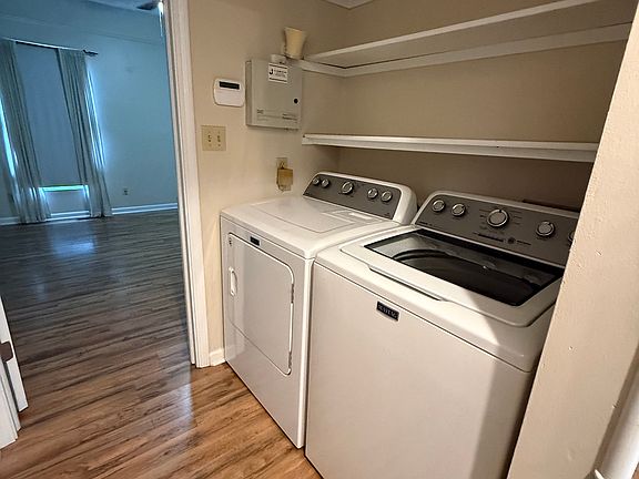 3rd image of 1509 N Central Ave