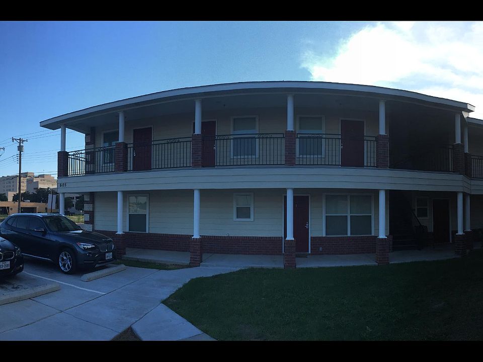 1st image of 605 N Sam Houston Ave #B