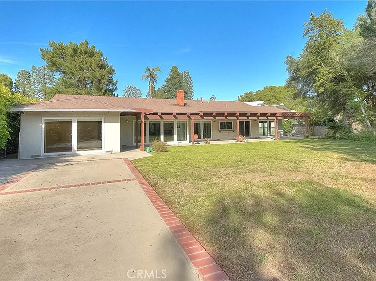 16612 Park Lane Cir — Photo 41