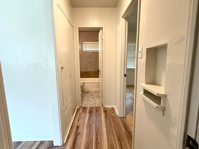 317 Byrne St — Photo 11
