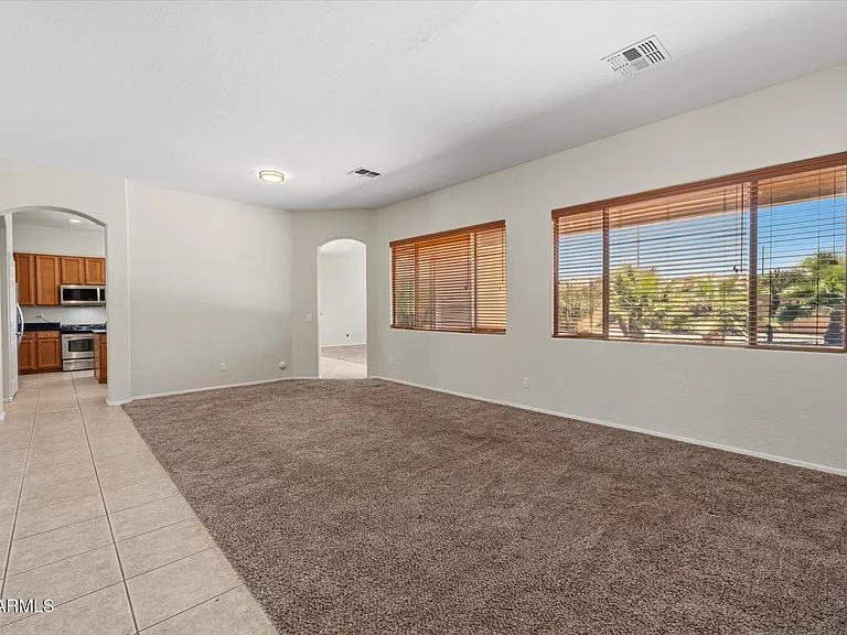 2619 E Hazeltine Way — Photo 6