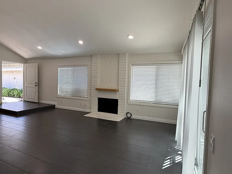 31 Shearwater — Photo 4