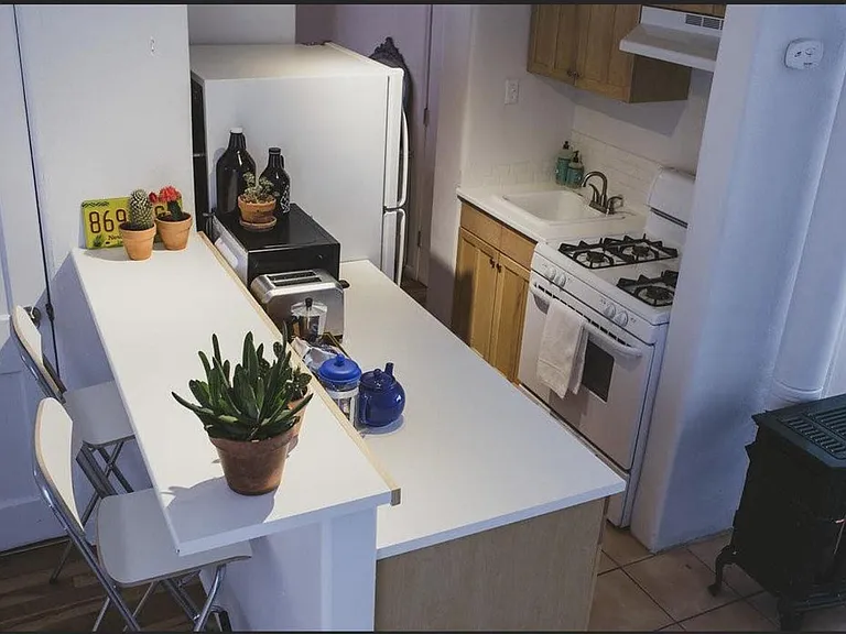 808 Forrester St NW #1/2 — Photo 7