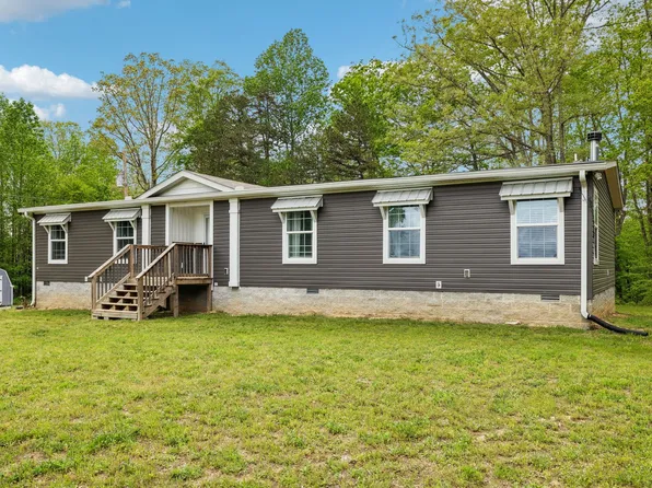 2182 New Home Rd, Smithville, TN 37166