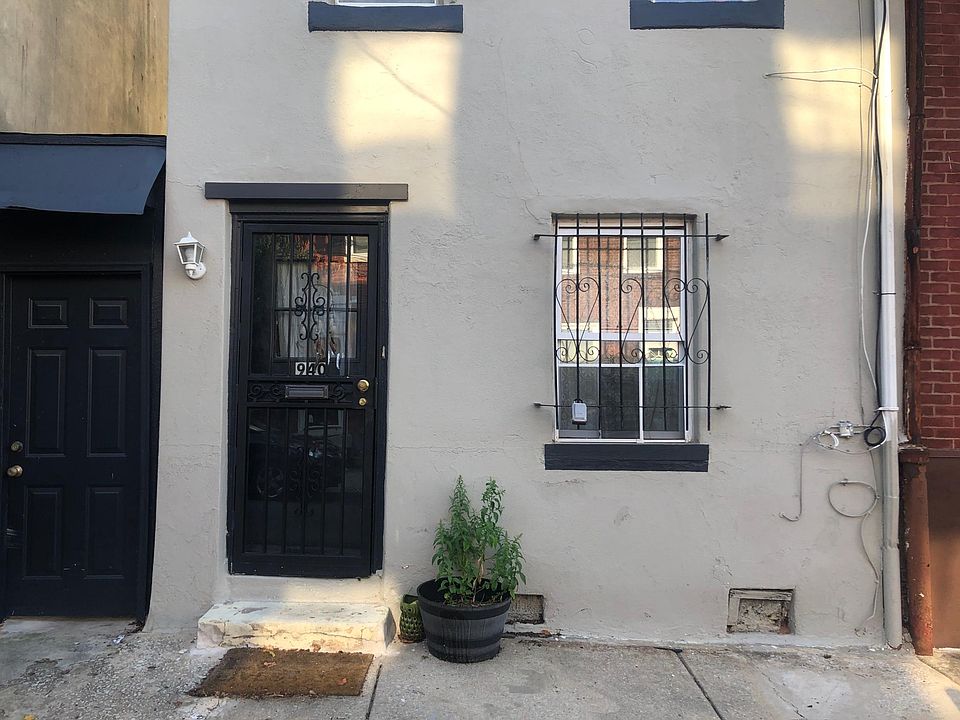 1st image of 940 N Orianna St