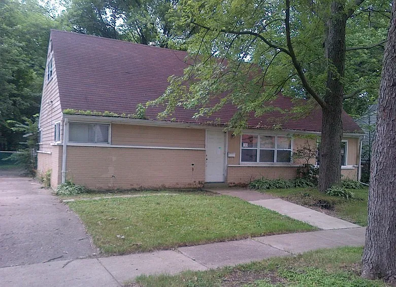 403 Winnebago St photo 1