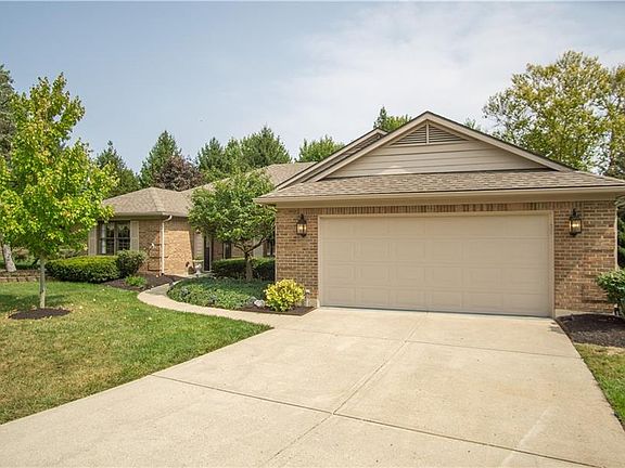 2nd image of 290 Lairwood Dr