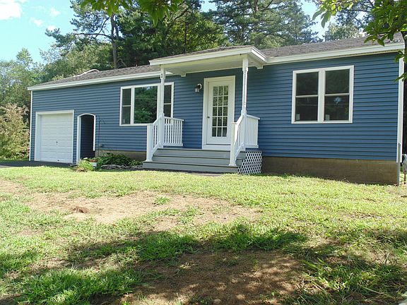 2nd image of 1 Pinewood Ln