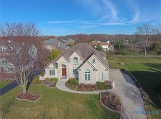 26326 Seminary Rd, Perrysburg, OH 43551