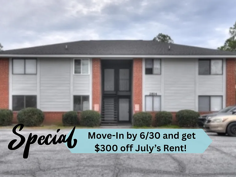 2816C Thomas Ln — Photo 1