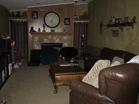 3rd image of 42 Kentucky Dr