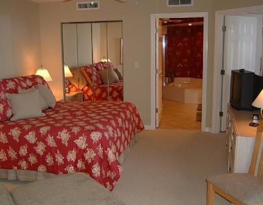 3rd image of 5051 N Highway A1a APT 8-6