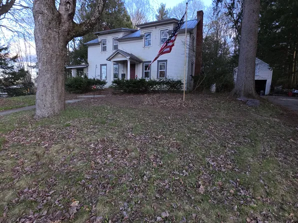196 Palmer Ave, Corinth, NY 12822