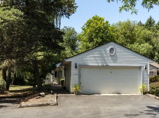 9365 SW Brooks Bend Pl, Portland, OR 97223