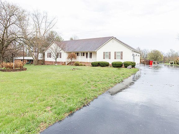 3rd image of 114 Greystone Dr