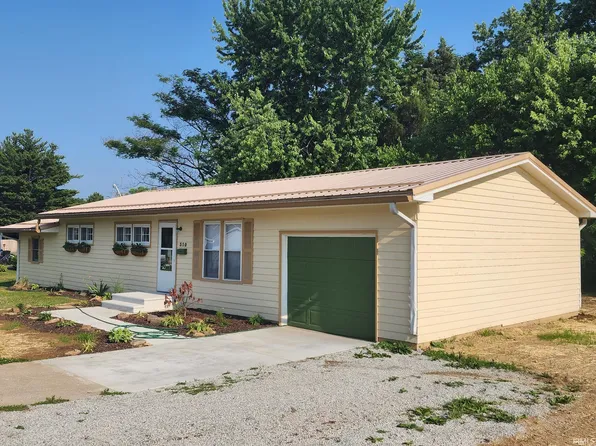 301 E 10th St, Bicknell, IN 47512