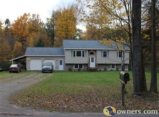 787 Paradise Rd, Central Square, NY 13036