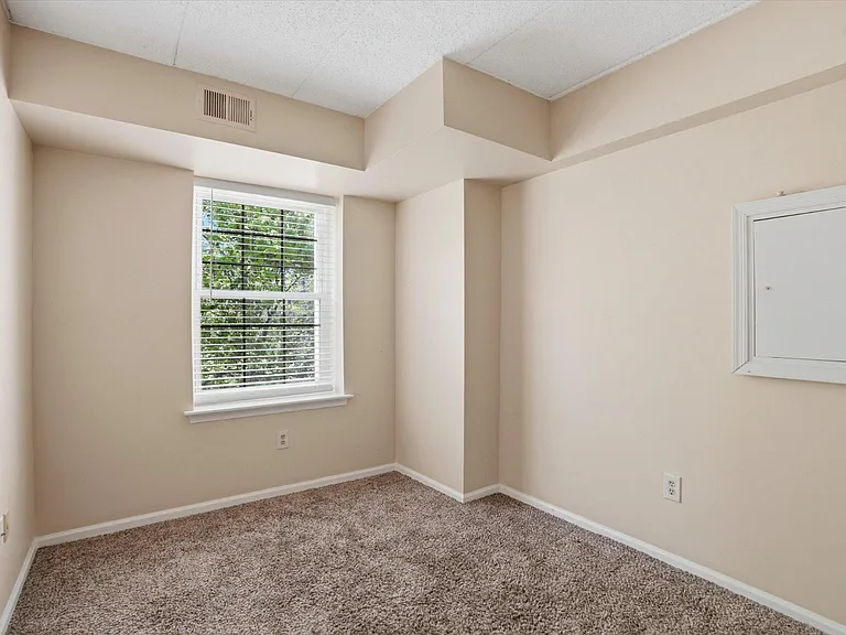 623 Washington Pl — Photo 19