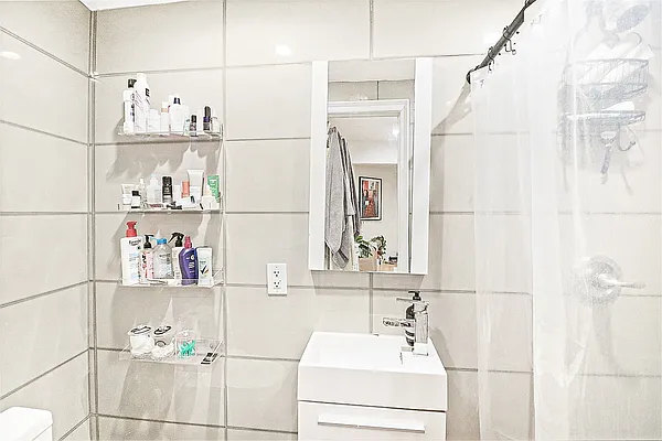 Rented by Leviathan Leasing LLC | media 8