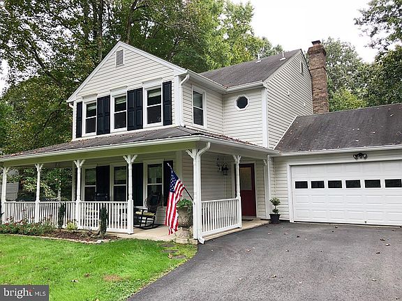 2nd image of 6111 River Forest Dr