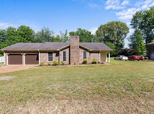 337 Oakview Cir, Killen, AL 35645