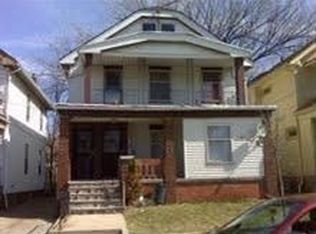 925 Alhambra Rd, Cleveland, OH 44110