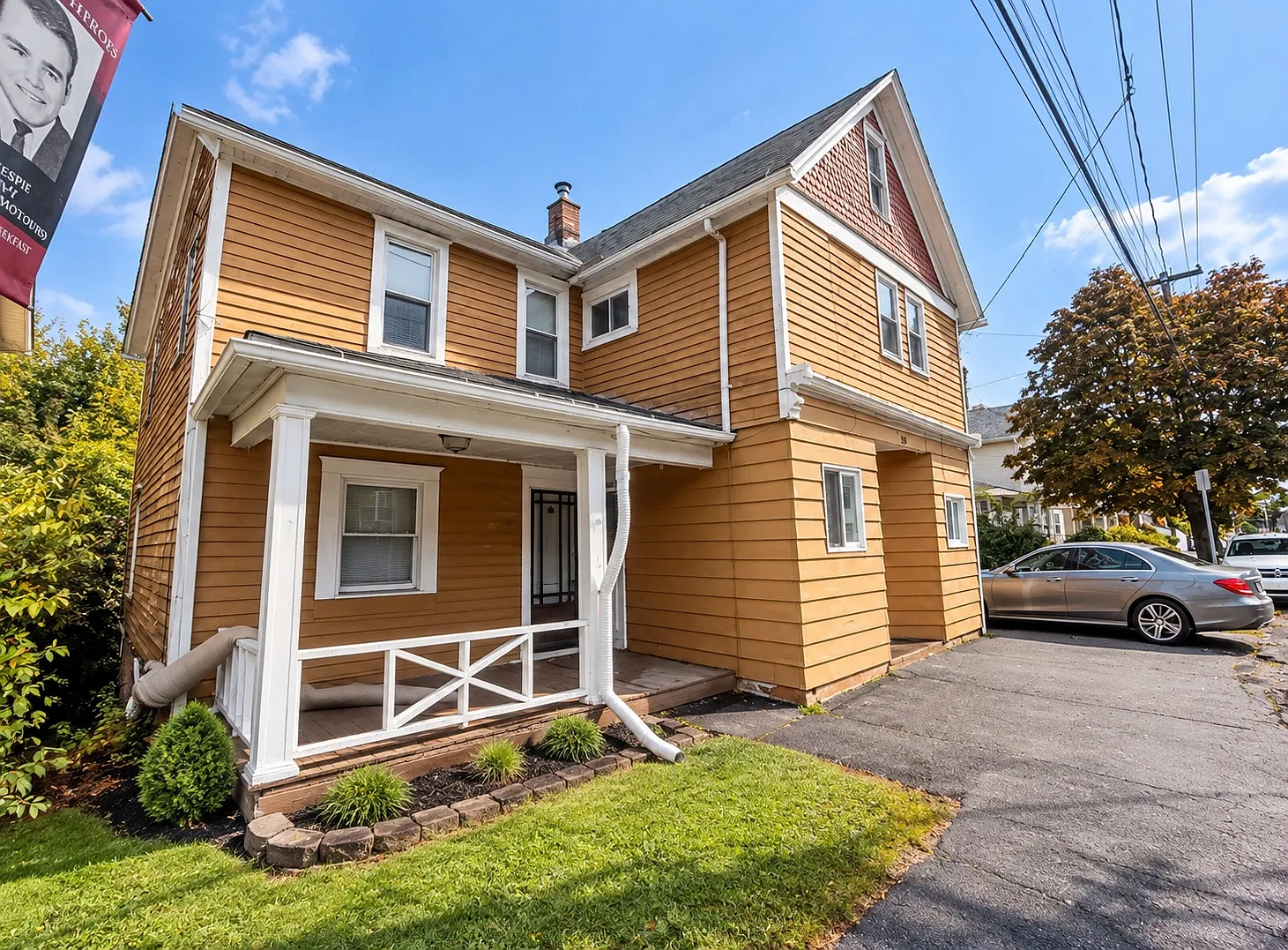 4 bed, $1,500 — Photo 1