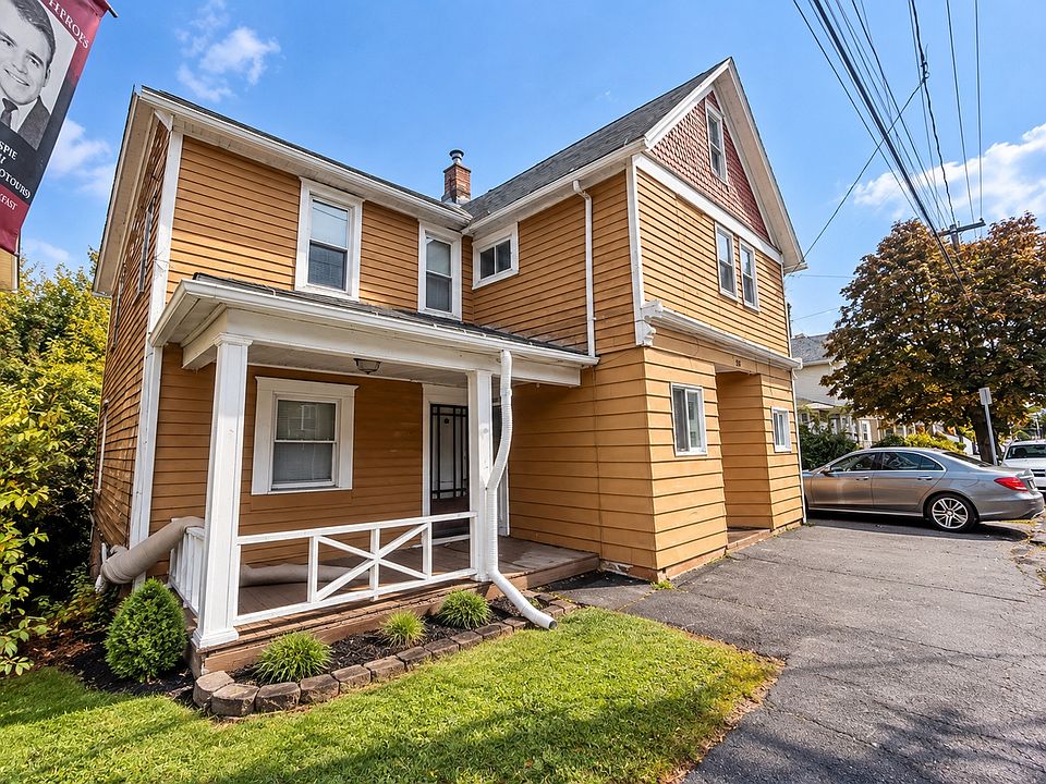1st image of 219 Main St #1