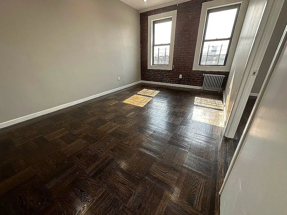 2nd image of 2401 Davidson Ave APT 1F
