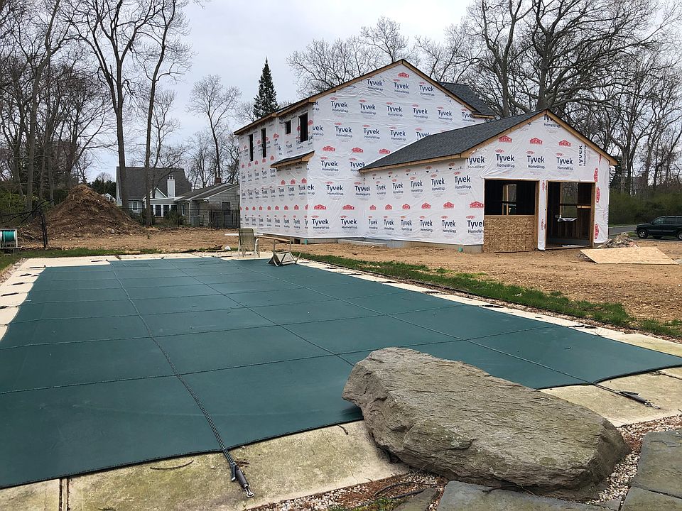 1st image of 375 Green Hill Ln