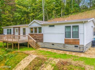 1281 Bluets Rd, Newport, TN 37821