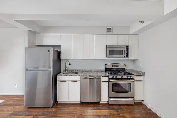 Rented by Compass | media 12