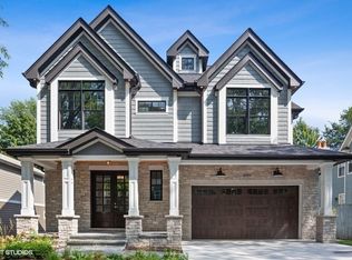 4509 Linscott Ave, Downers Grove, IL 60515