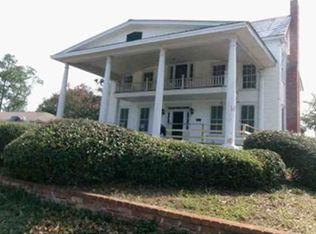 103 N Newton St, Claxton, GA 30417