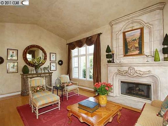 4th image of 21 Brightwood Cir