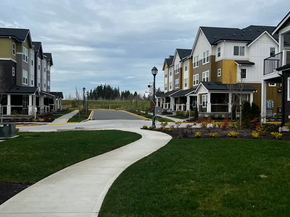 19282 NE 69th Cir #101, Redmond, WA 98052