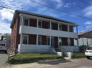 19 Brown Sq, Ipswich, MA 01938