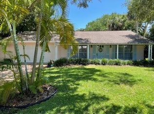 526 Indian Lilac Rd, Vero Beach, FL 32963
