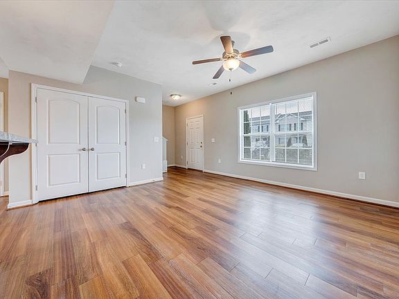 5th image of 285 Lunaria Ln NW