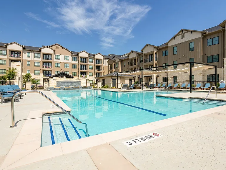Cadence Creek Towne Lake-Resort Style Courtyard & Pool - 7 (1)
