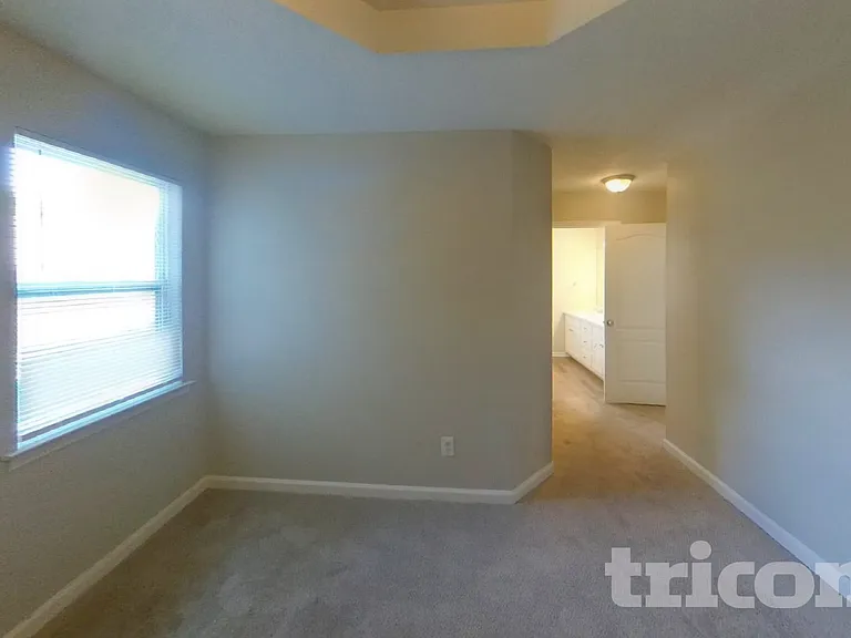 511 Horseshoe Cir — Photo 9