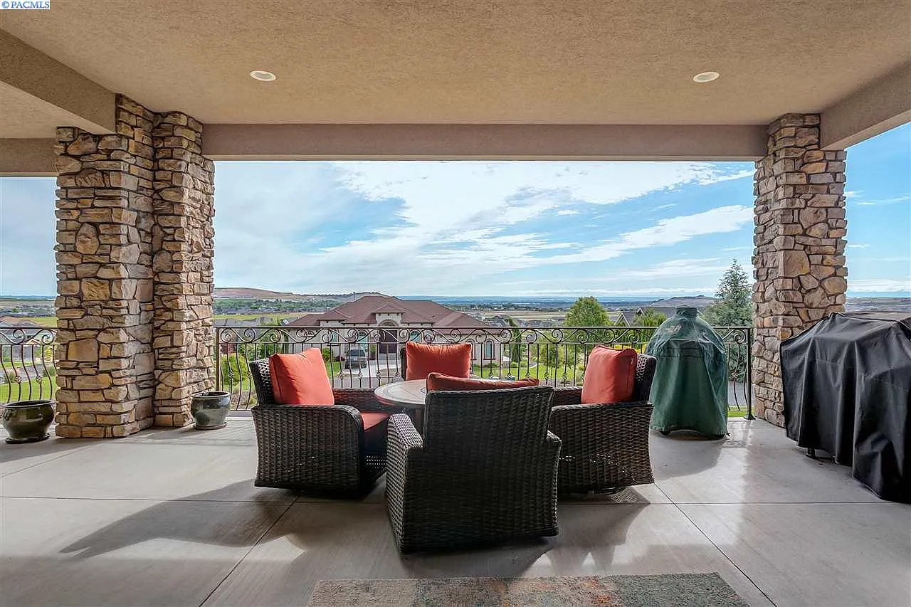 82403 E Summit View Dr photo 1