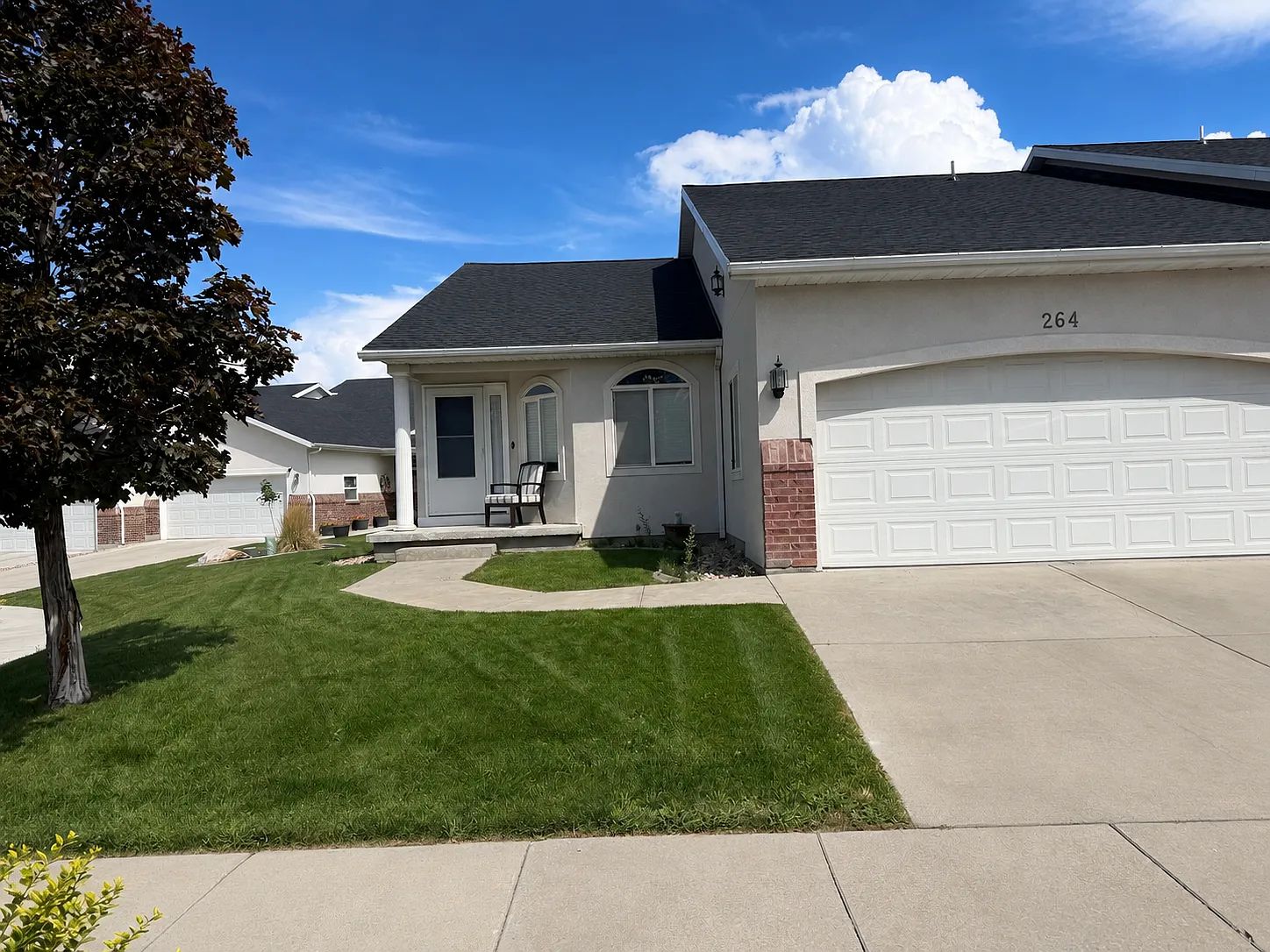 4 bed, 2960 sqft, $2,950 — Photo 1