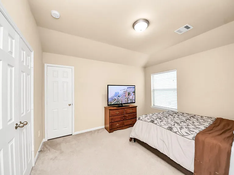 3422 Stone Springs Dr — Photo 31