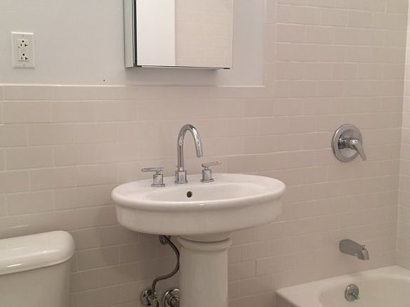 5th image of 401 Convent Ave APT 2C