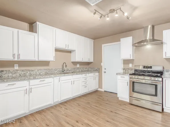 5413 E Fairmount St, Tucson, AZ 85712